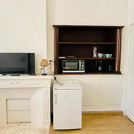 Albi Chambres Konukevi 3*